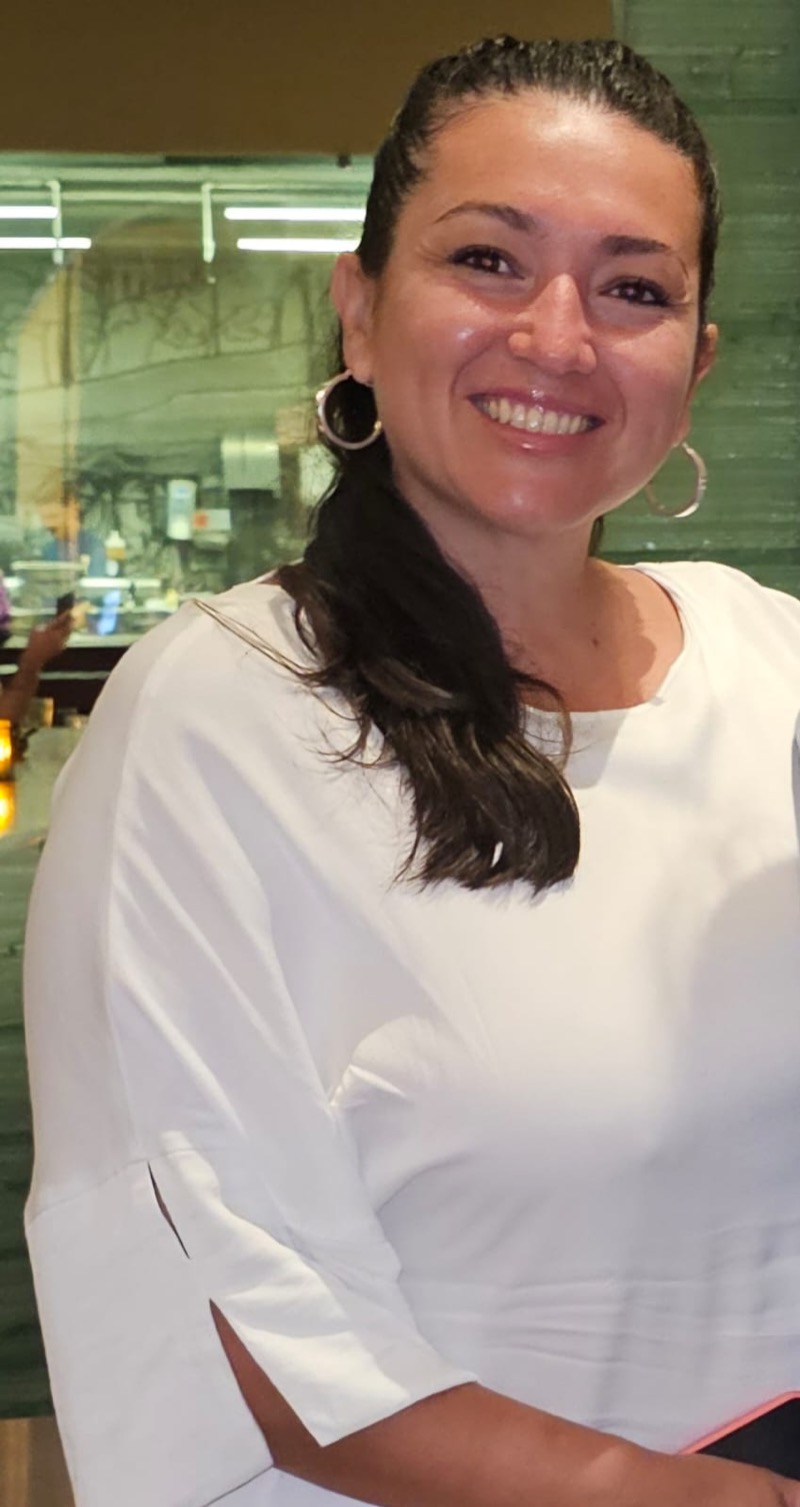 Estela Mary Salinas Bolo, Licenciada en psicopedagogía